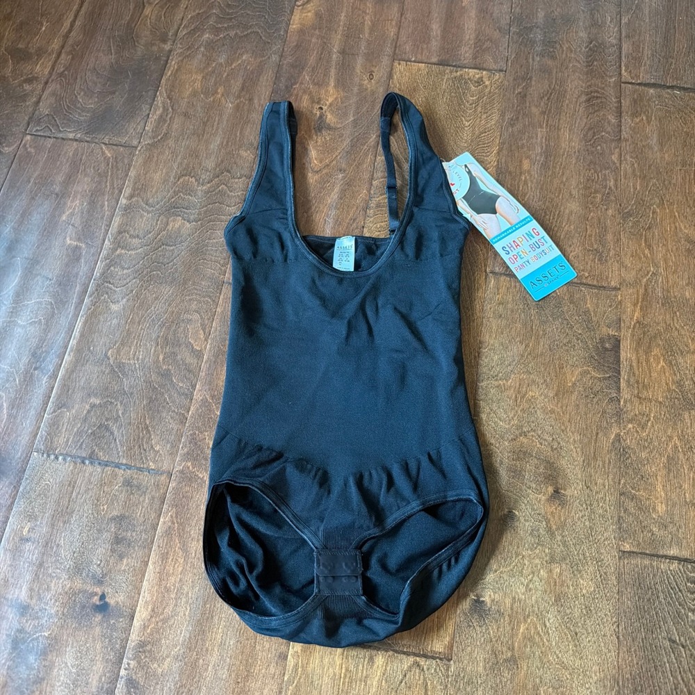 Assets by Spanx Shaping Open-Bust Panty Bodysuit Very Black Medium NWT